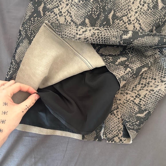 All Saints Lena Oba snakeskin skirt - Picture 12 of 15